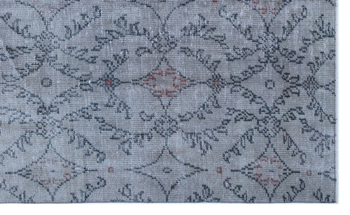 Load image 1 in gallery view. Frama - Vintage Floral Rug - 5'1 X 8'6