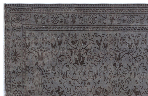 Load image 1 in gallery view. Gregaen - Vintage Distressed Rug - 5'2 X 8'0