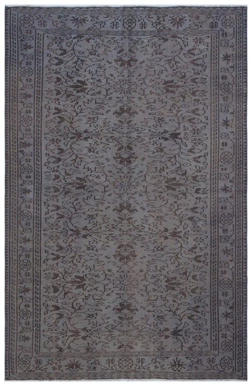 Load image 1 in gallery view. Gregaen - Vintage Distressed Rug - 5'2 X 8'0