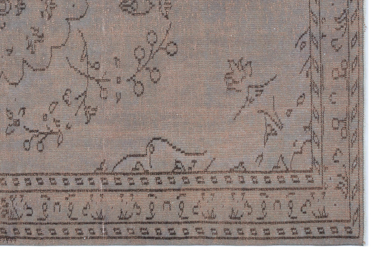 Miroex - Vintage Distressed Rug - 5'7 X 8'2