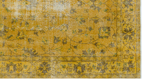 Load image 1 in gallery view. Nimena - Vintage Floral Rug - 5'1 X 9'1