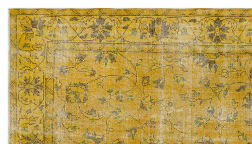 Load image 1 in gallery view. Nimena - Vintage Floral Rug - 5'1 X 9'1