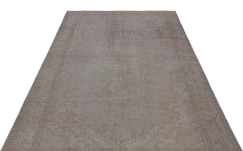 Load image 1 in gallery view. Rezoya - Vintage Distressed Rug - 5'7 X 8'9