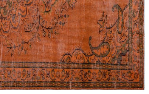 Load image 1 in gallery view. Triya - Vintage Medallion Rug - 5'6 X 8'11