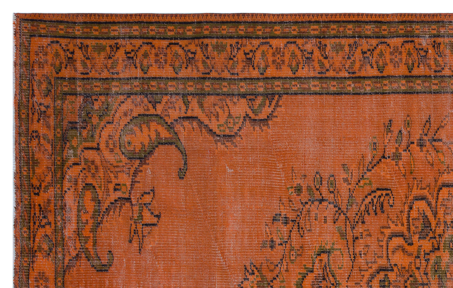 Triya - Vintage Medallion Rug - 5'6 X 8'11