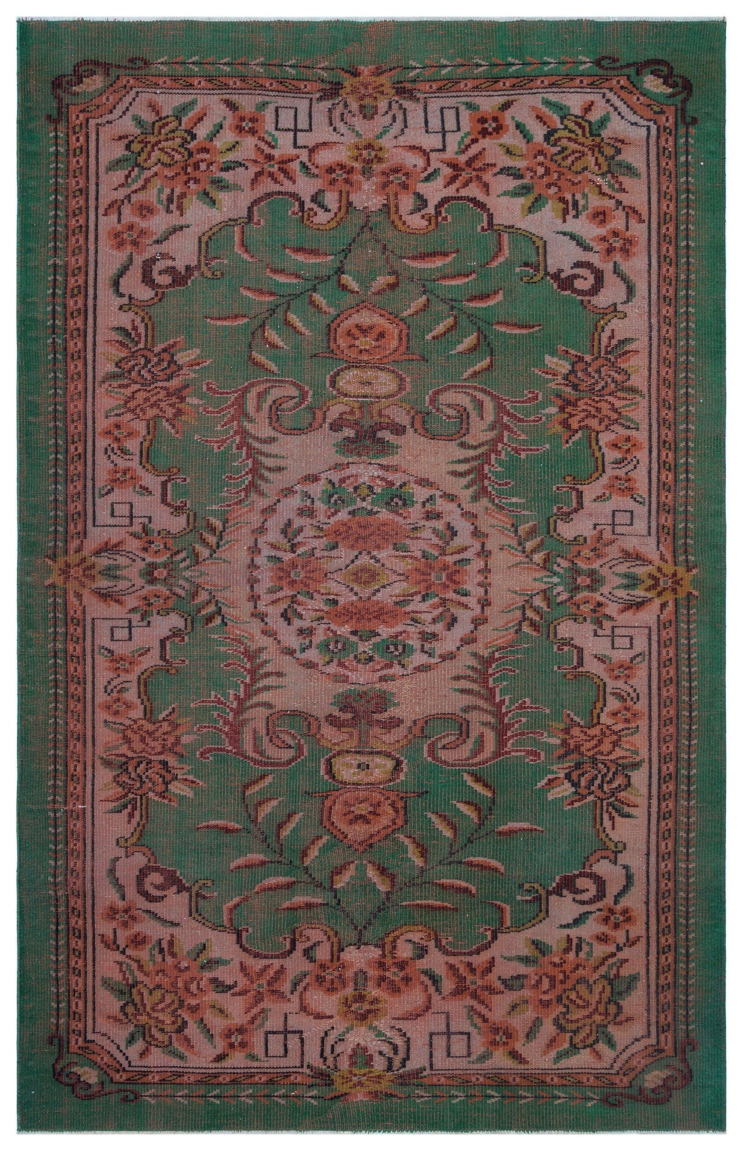 Toadaos - Vintage Medallion Rug - 5'7 X 8'8