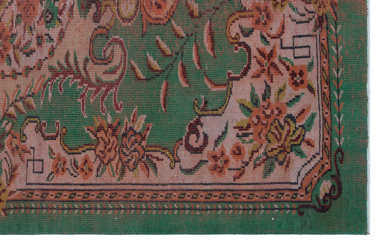 Toadaos - Vintage Medallion Rug - 5'7 X 8'8