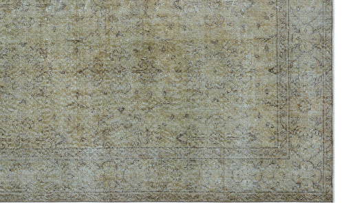 Load image 1 in gallery view. Braix - Vintage Distressed Rug - 5'7 X 9'2