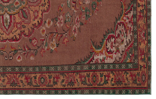 Load image 1 in gallery view. Deupula - Vintage Medallion Rug - 6'0 X 9'3