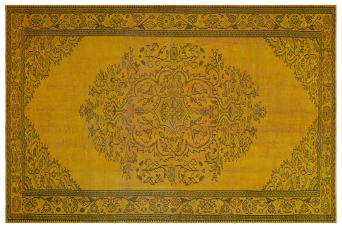 Load image 1 in gallery view. Thotuix - Vintage Medallion Rug - 6'4 X 9'3