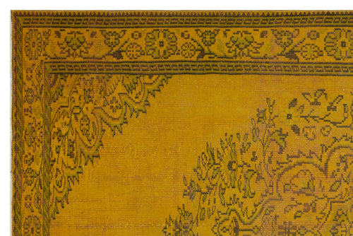 Load image 1 in gallery view. Thotuix - Vintage Medallion Rug - 6'4 X 9'3