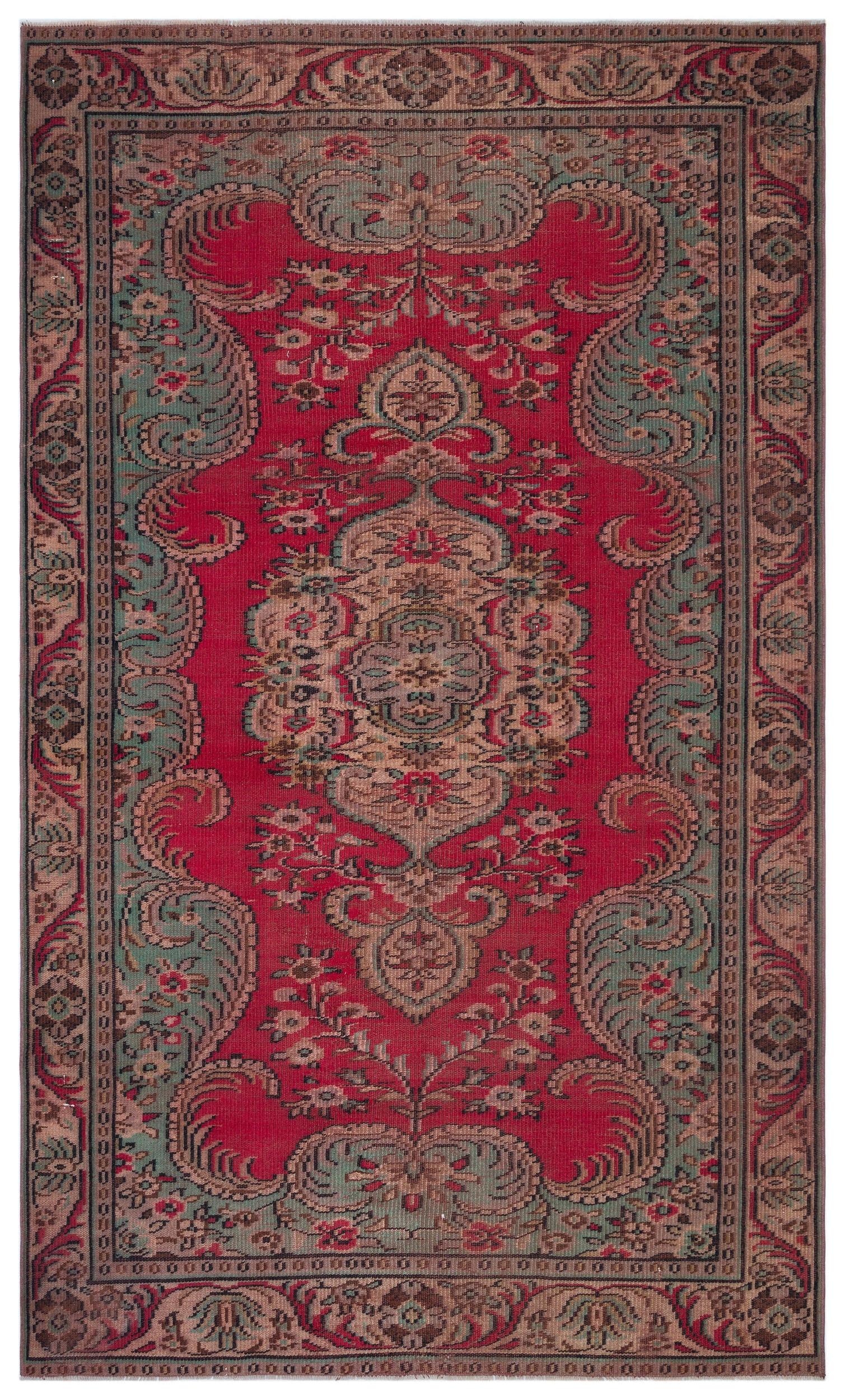 Kahuma - Vintage Medallion Rug - 5'7 X 9'4