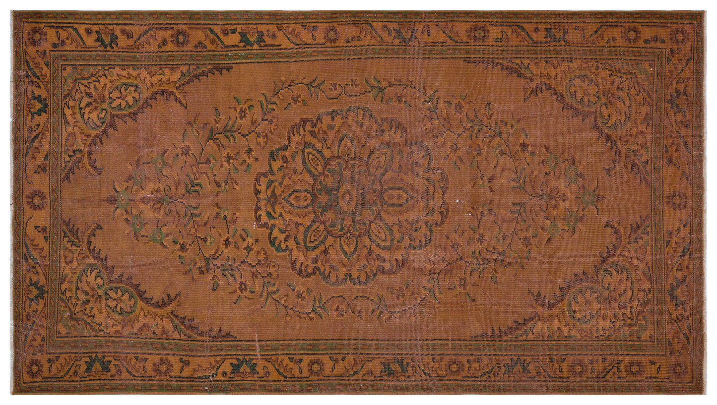 Miguen - Vintage Medallion Rug - 5'3 X 9'4
