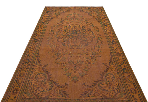 Bild 1 in Galerieansicht laden. Miguen - Vintage Medallion Rug - 5'3 X 9'4