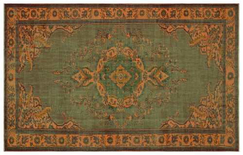 Load image 1 in gallery view. Tohea - Vintage Medallion Rug - 5'9 X 9'4