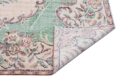 Load image 1 in gallery view. Thous - Vintage Medallion Rug - 4'11 X 8'9