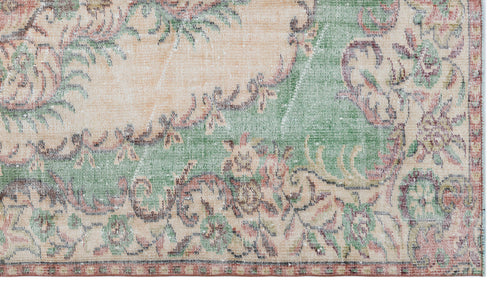 Load image 1 in gallery view. Thous - Vintage Medallion Rug - 4'11 X 8'9