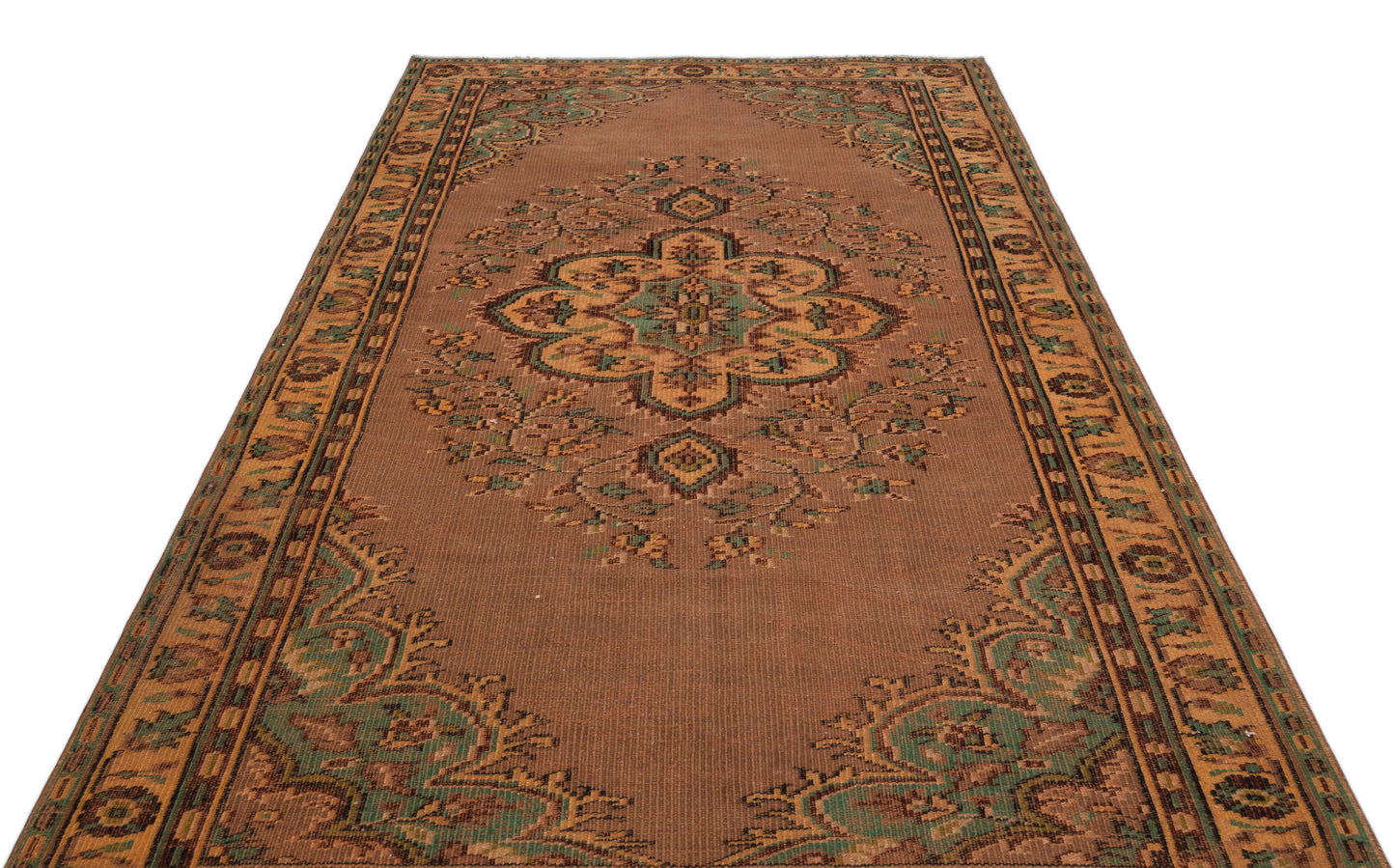 Goane - Vintage Medallion Rug - 5'8 X 9'0