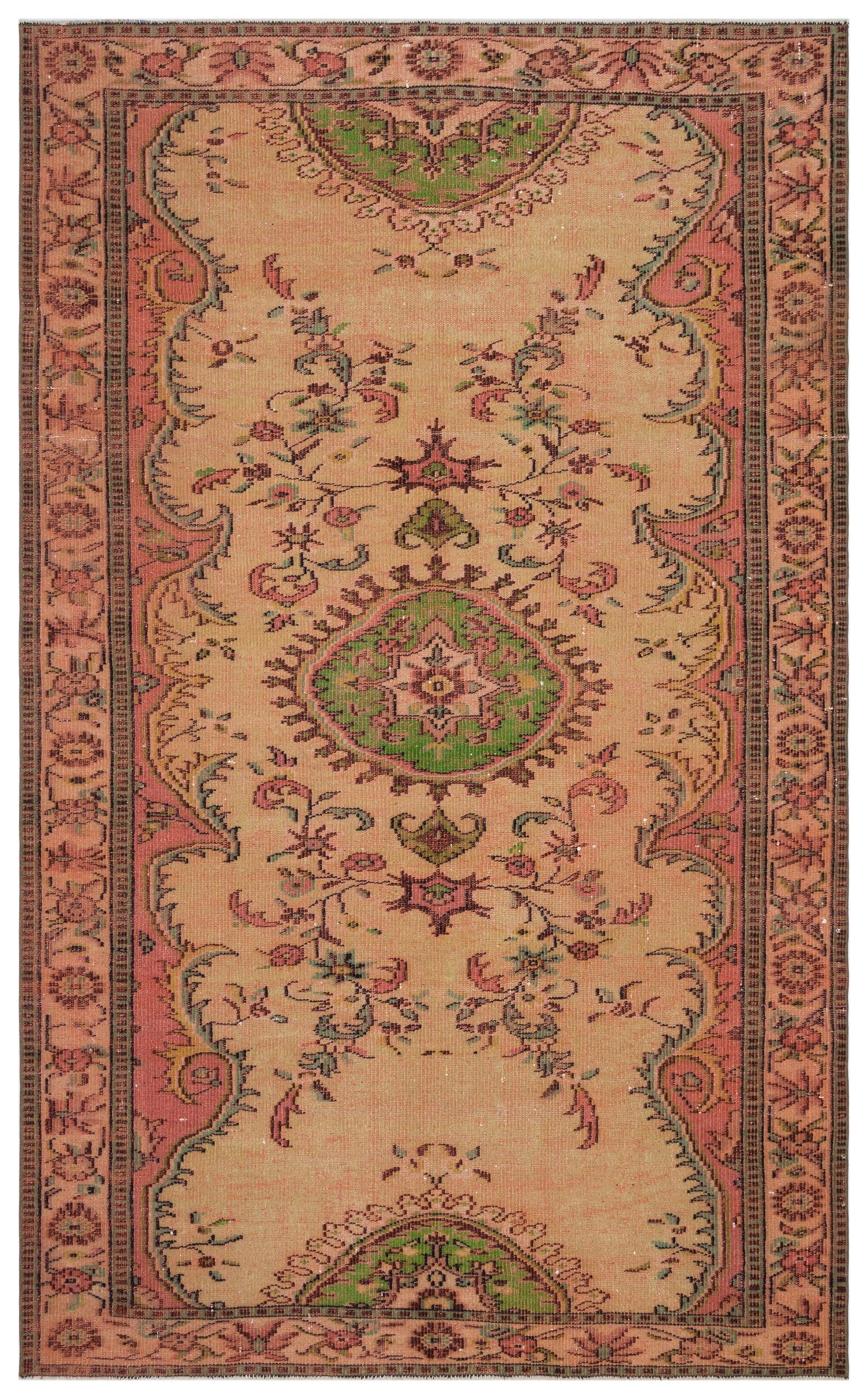 Dogeos - Vintage Medallion Rug - 5'11 X 9'7