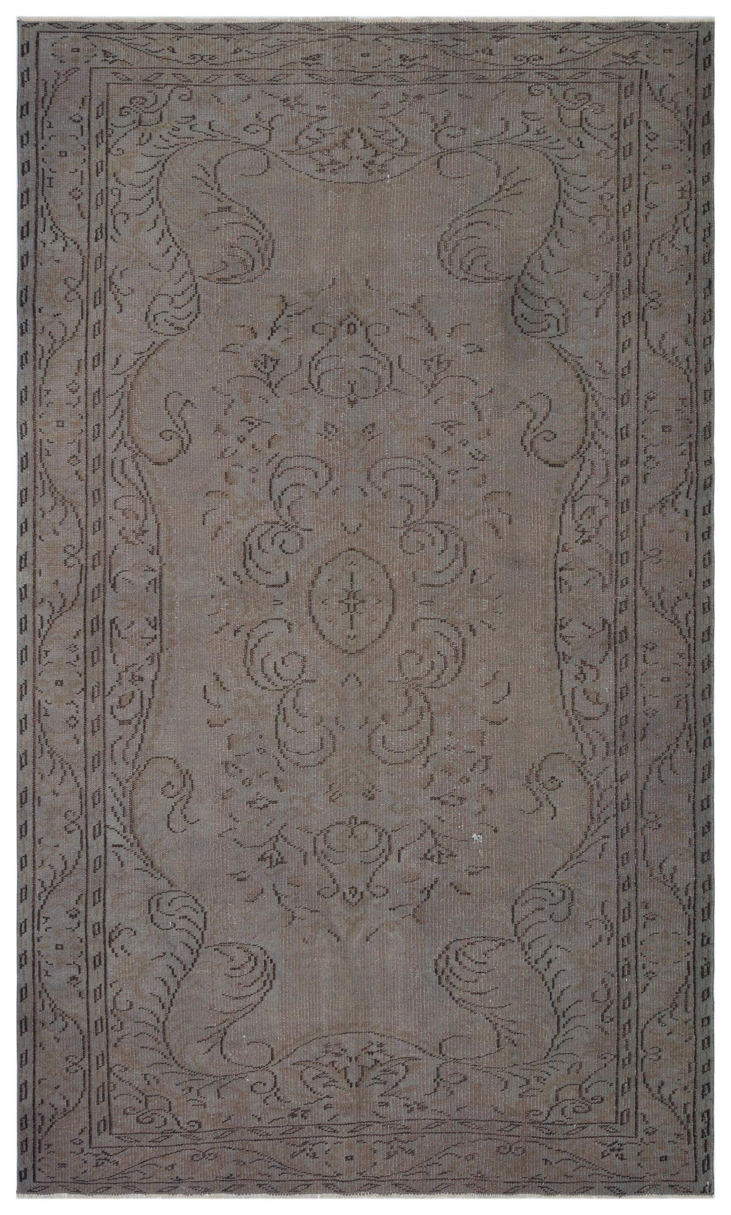 Broar - Vintage Distressed Rug - 5'7 X 9'5