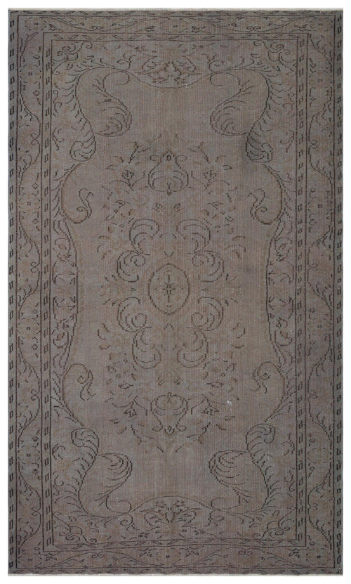 Load image 1 in gallery view. Broar - Vintage Distressed Rug - 5'7 X 9'5