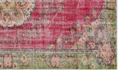 Load image 1 in gallery view. Boane - Vintage Medallion Rug - 5'9 X 9'6