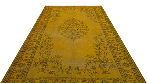 Load image 1 in gallery view. Bloar - Vintage Medallion Rug - 6'5 X 9'8