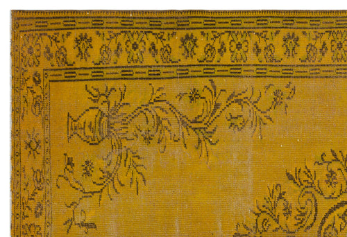 Load image 1 in gallery view. Bloar - Vintage Medallion Rug - 6'5 X 9'8
