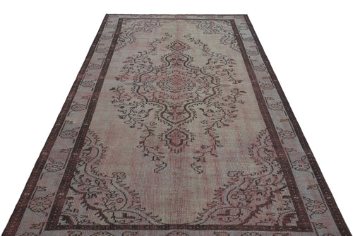 Load image 1 in gallery view. Slagama - Vintage Medallion Rug - 5'5 X 9'3