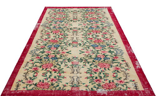 Load image 1 in gallery view. Shiar - Vintage Floral Rug - 5'10 X 8'10
