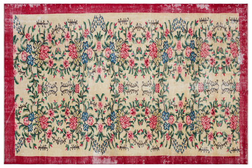 Load image 1 in gallery view. Shiar - Vintage Floral Rug - 5'10 X 8'10