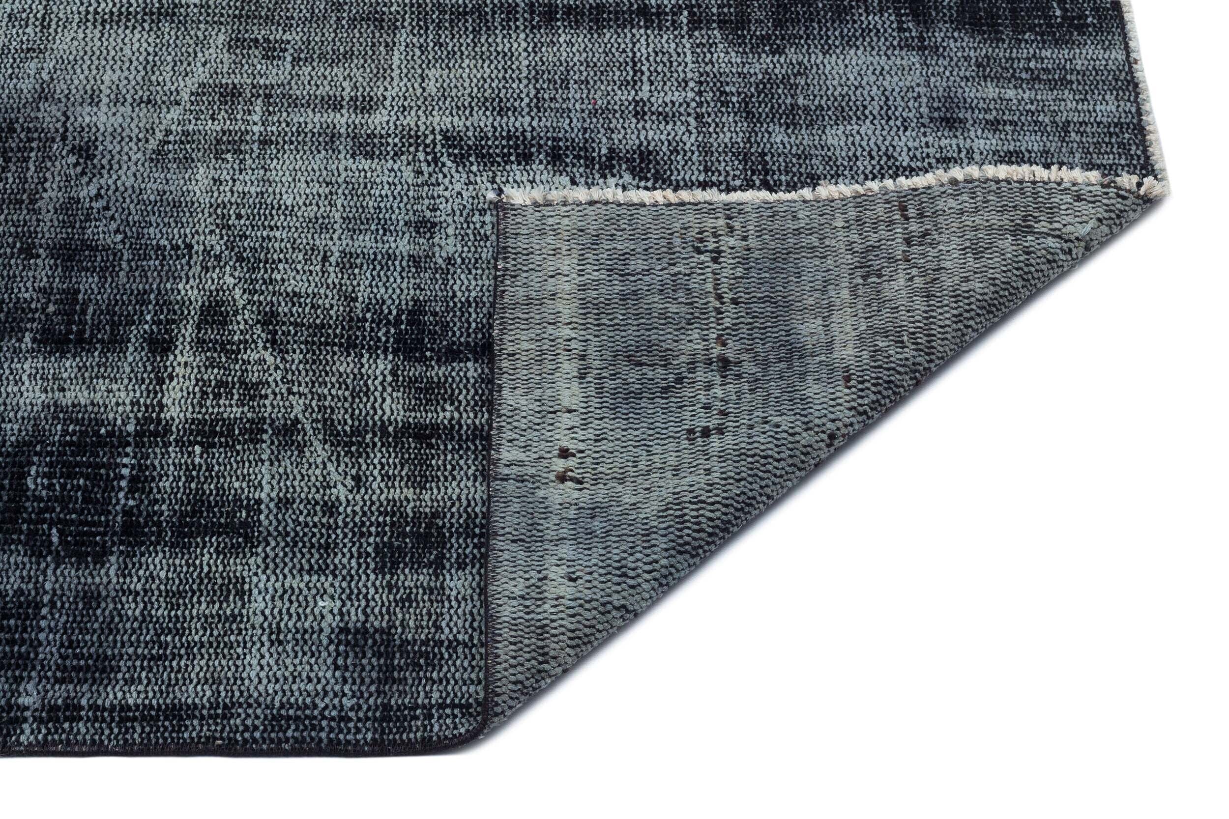 Grinuix - Vintage Distressed Rug - 6'7 X 9'2