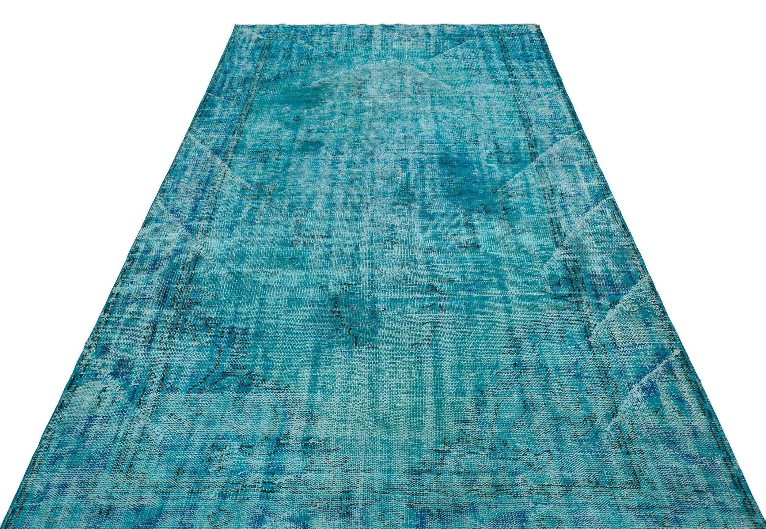 Nevior - Vintage Distressed Rug - 5'8 X 9'7