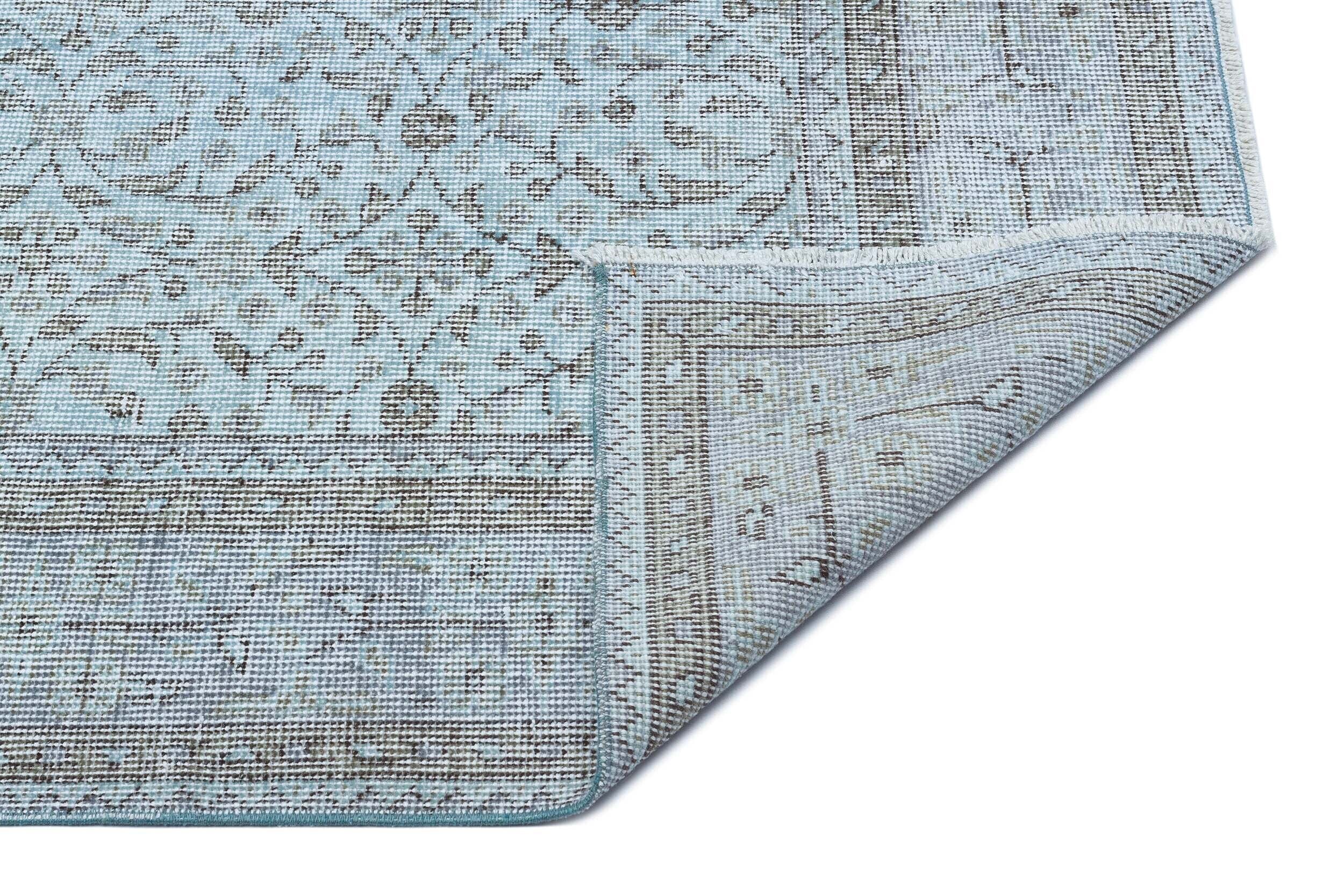 Thonuon - Vintage Distressed Rug - 5'5 X 8'6