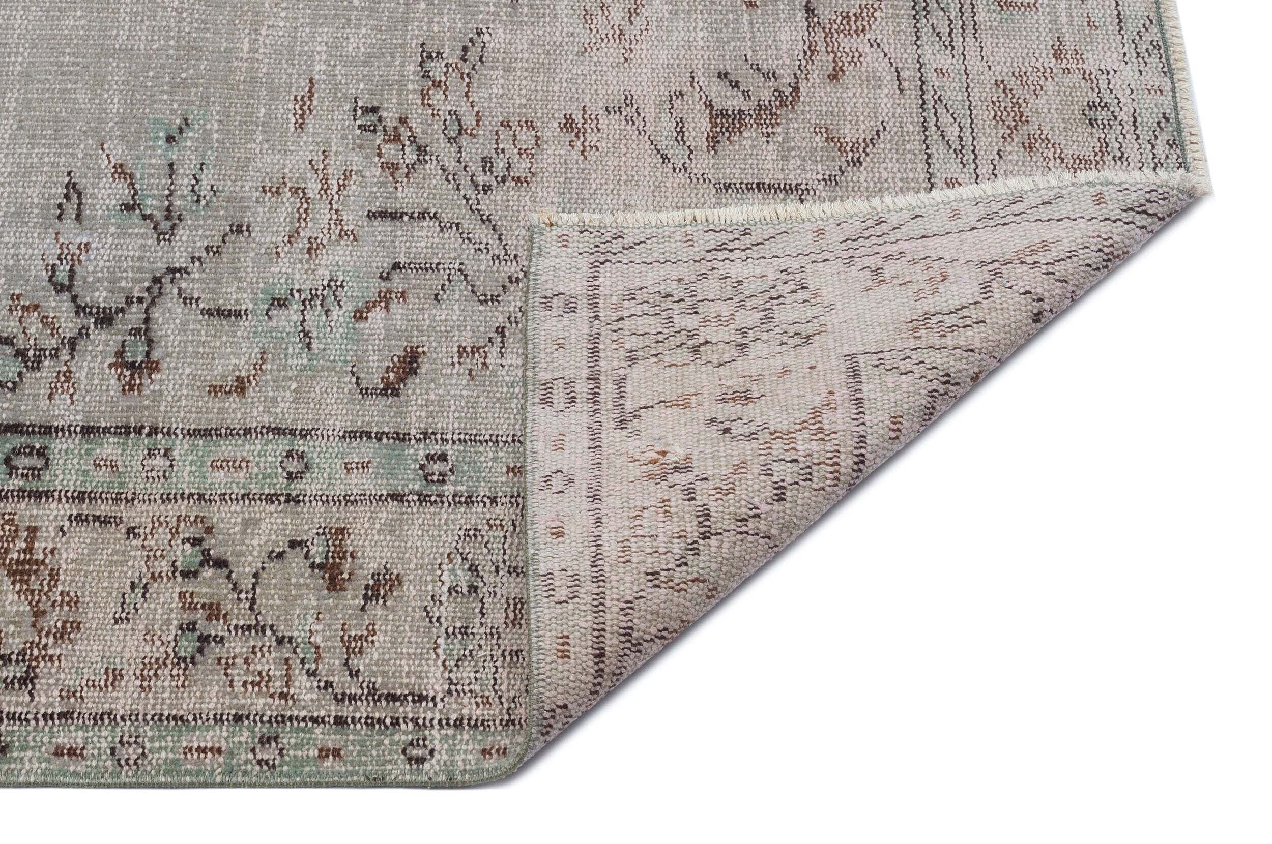 Ranita - Vintage Distressed Rug - 5'10 X 9'2