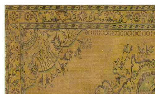Load image 1 in gallery view. Mekios - Vintage Medallion Rug - 5'0 X 8'4