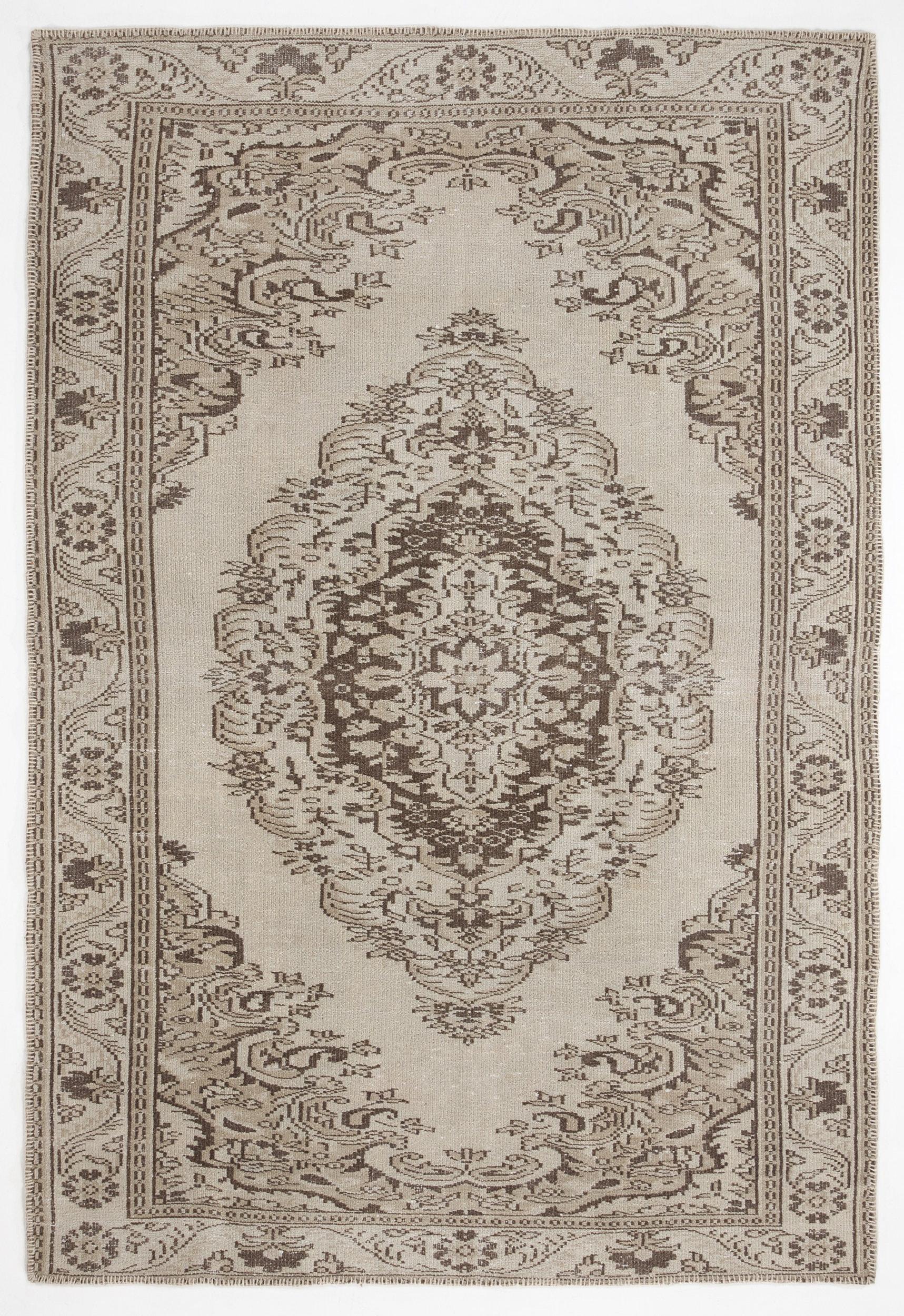 Nizeos - Vintage Medallion Rug - 5'11 X 8'9