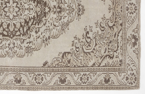 Load image 1 in gallery view. Nizeos - Vintage Medallion Rug - 5'11 X 8'9