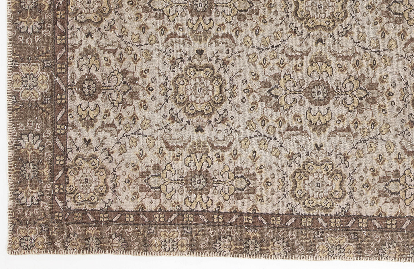 Cladeva - Vintage Floral Rug - 5'4 X 9'3