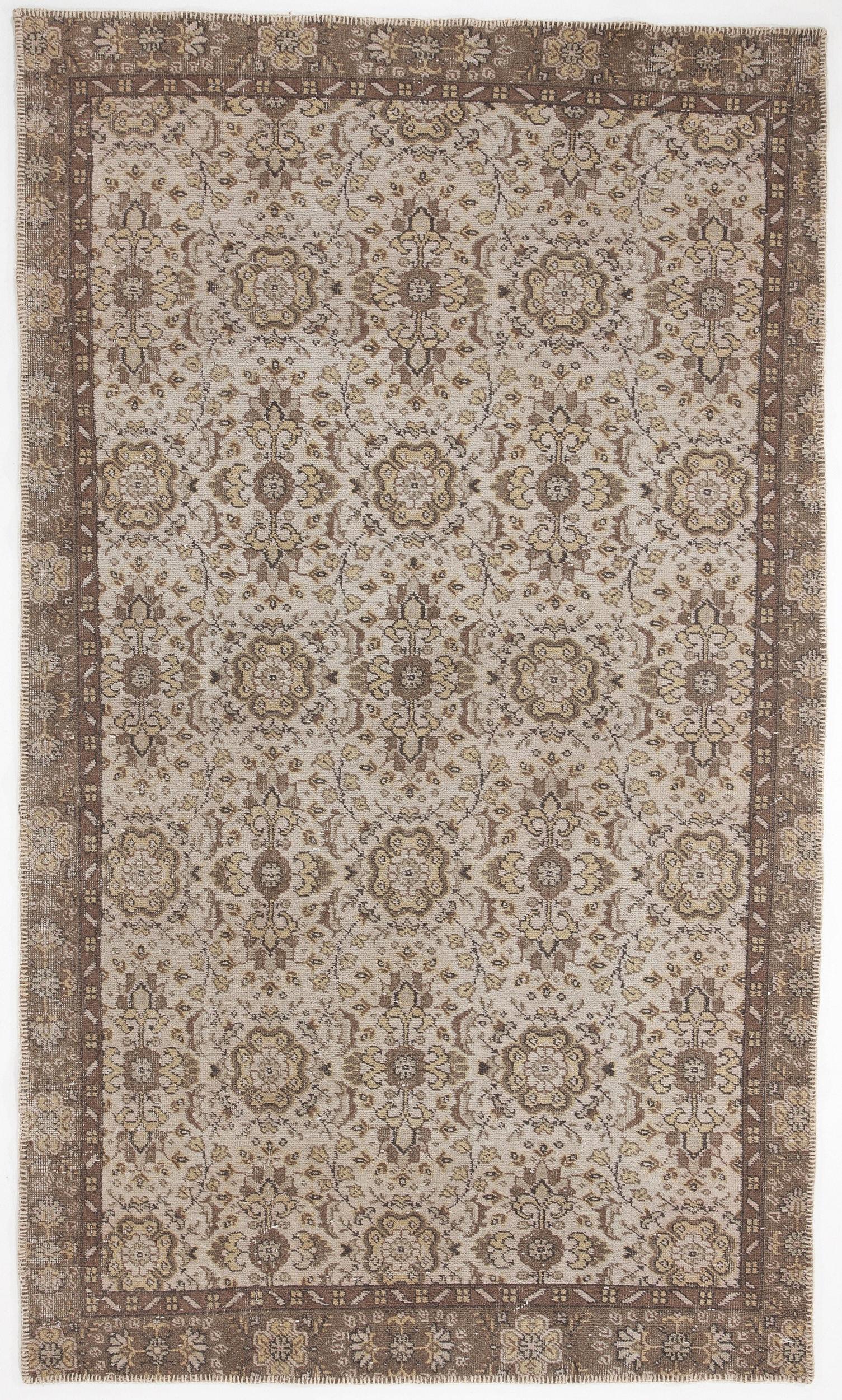 Cladeva - Vintage Floral Rug - 5'4 X 9'3