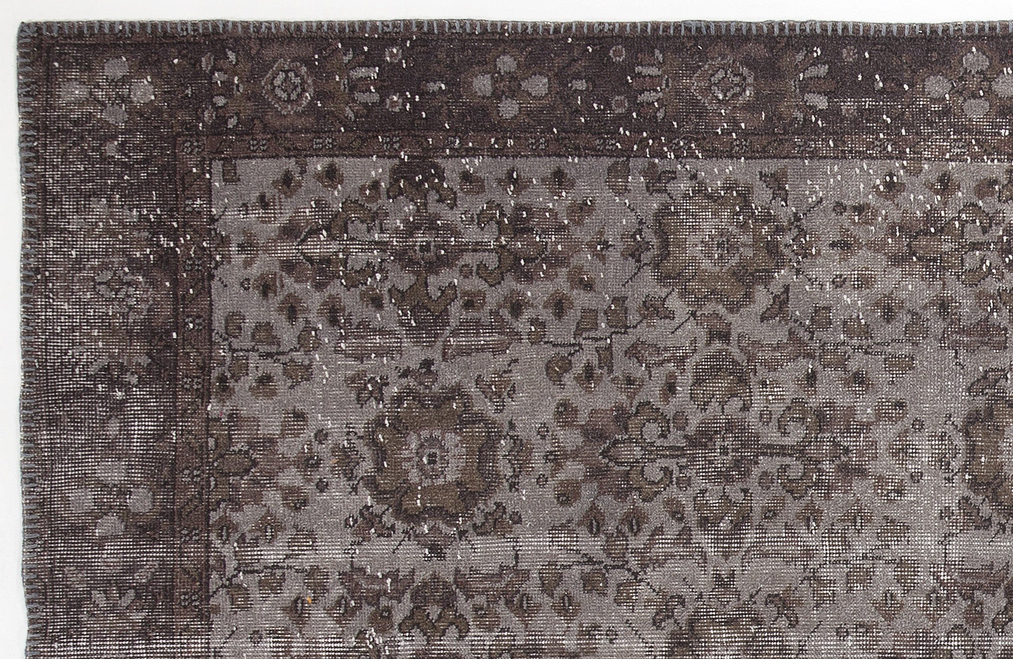 Trepios - Vintage Floral Rug - 5'6 X 9'10