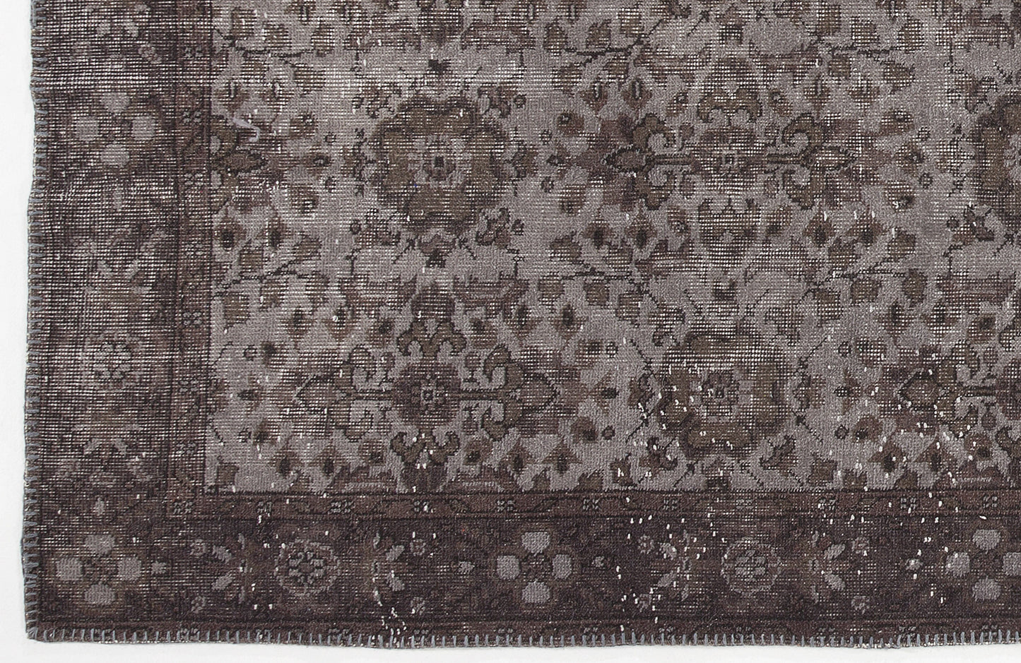 Trepios - Vintage Floral Rug - 5'6 X 9'10