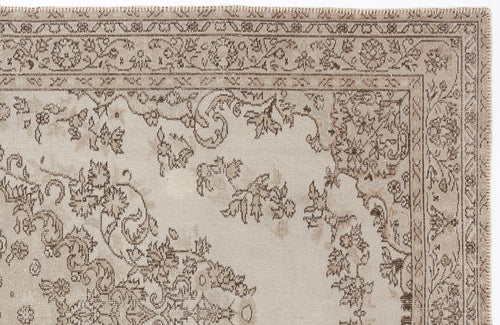 Load image 1 in gallery view. Gleta - Vintage Medallion Rug - 5'8 X 9'2
