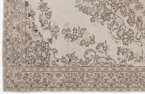 Load image 1 in gallery view. Gleta - Vintage Medallion Rug - 5'8 X 9'2