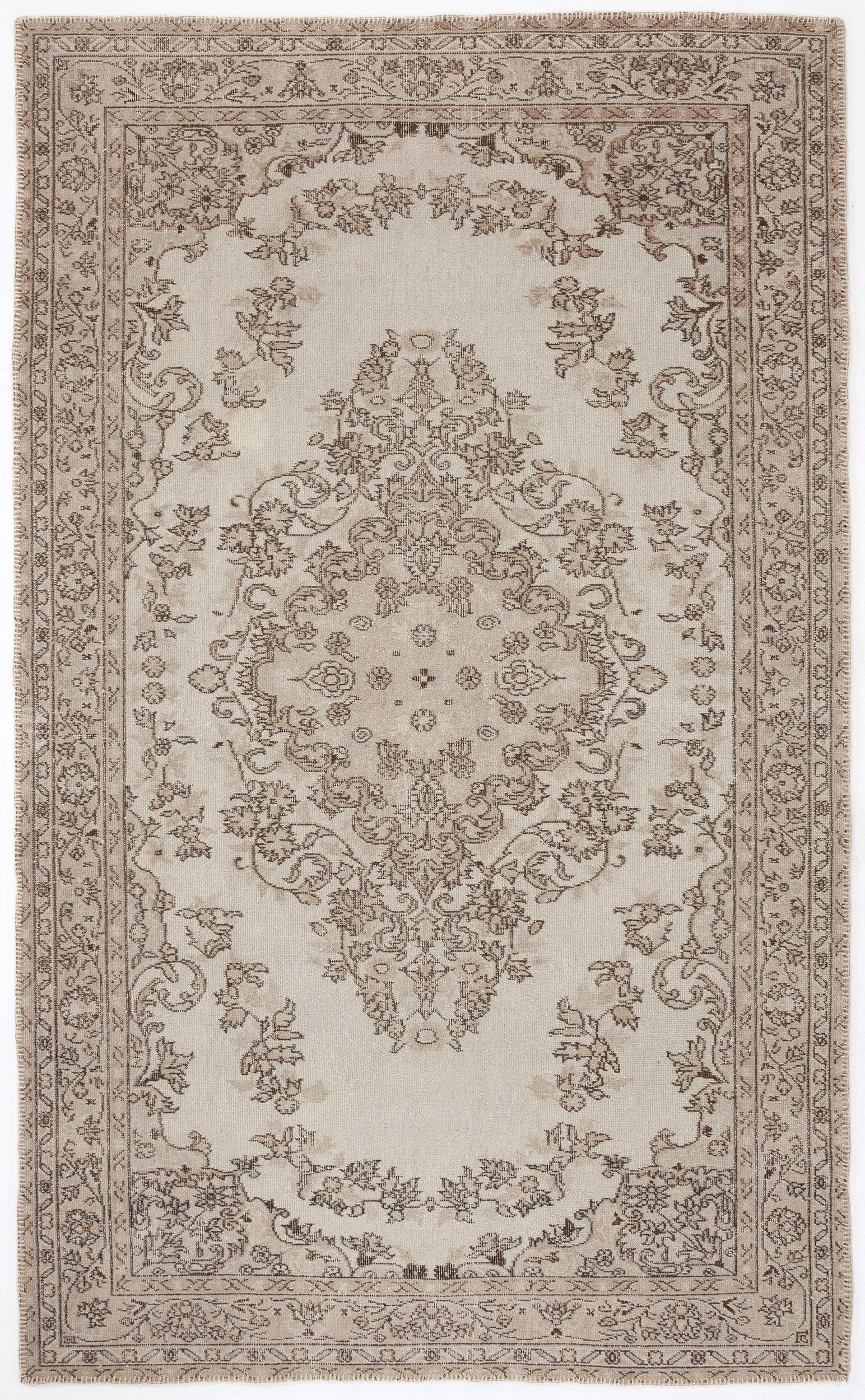 Gleta - Vintage Medallion Rug - 5'8 X 9'2