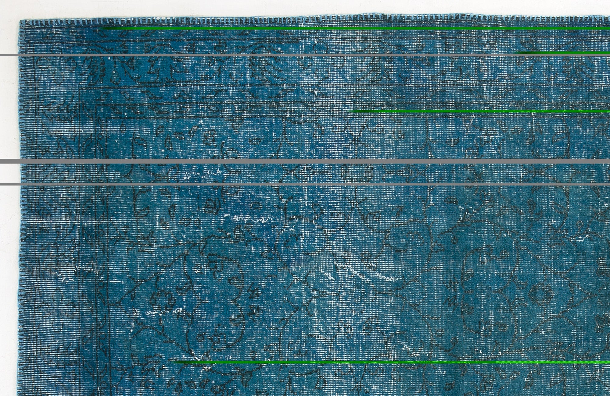 Shumira - Vintage Distressed Rug - 6'5 X 9'7
