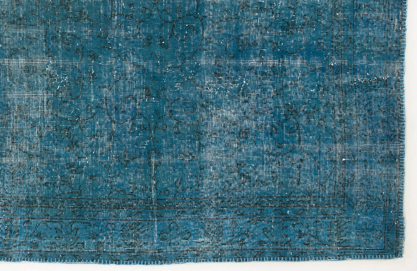 Shumira - Vintage Distressed Rug - 6'5 X 9'7