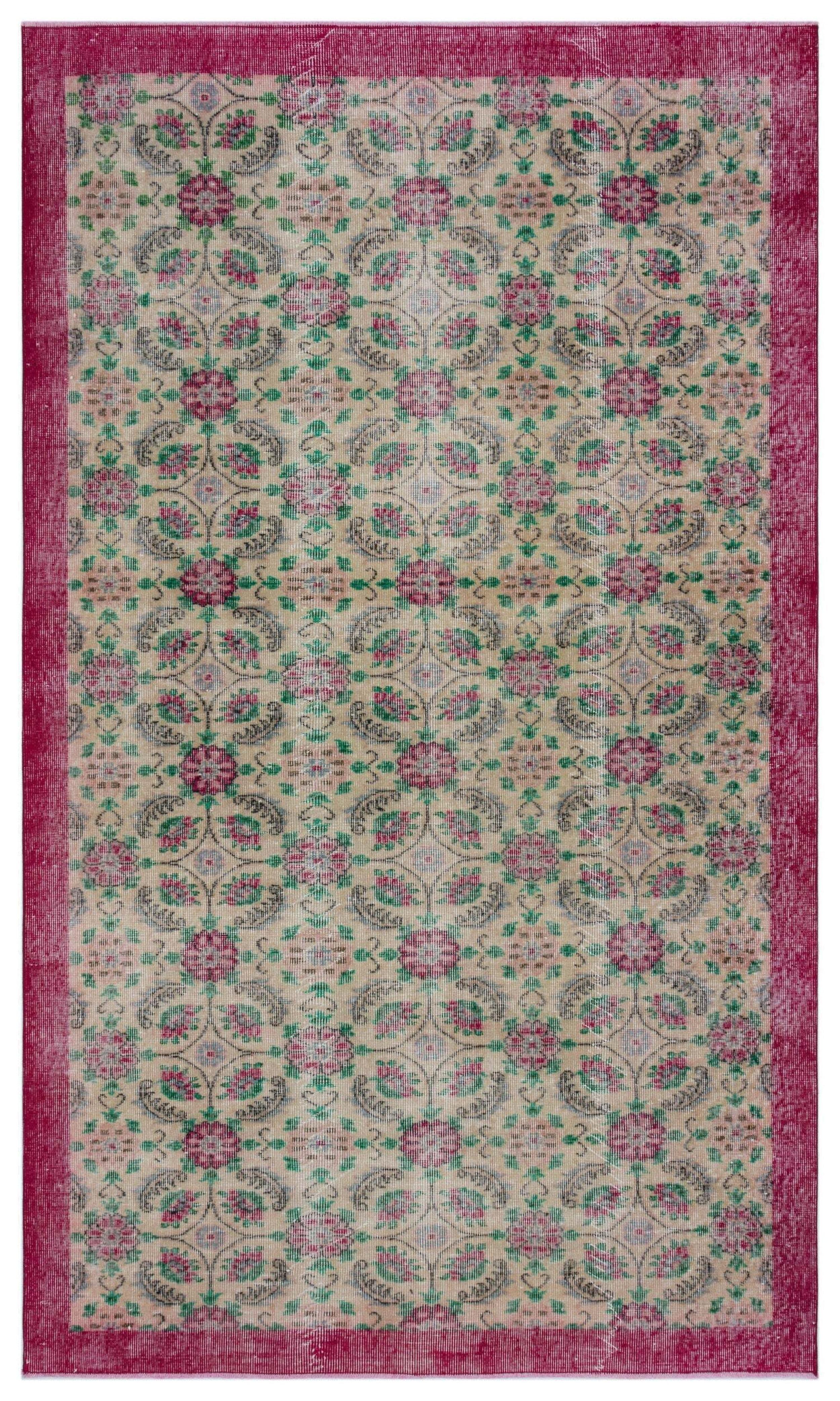 Tritias - Vintage Floral Rug - 5'7 X 9'5