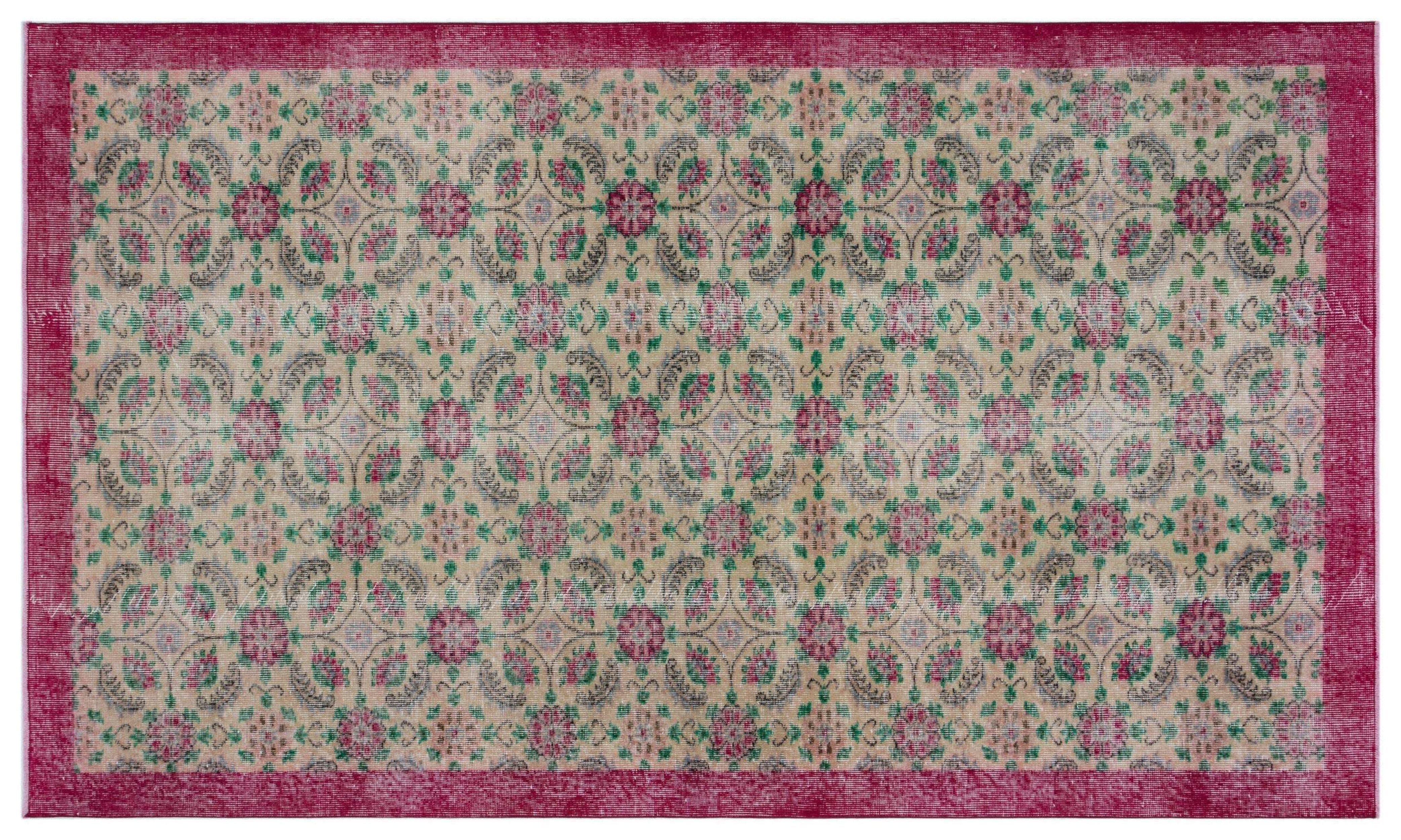 Tritias - Vintage Floral Rug - 5'7 X 9'5