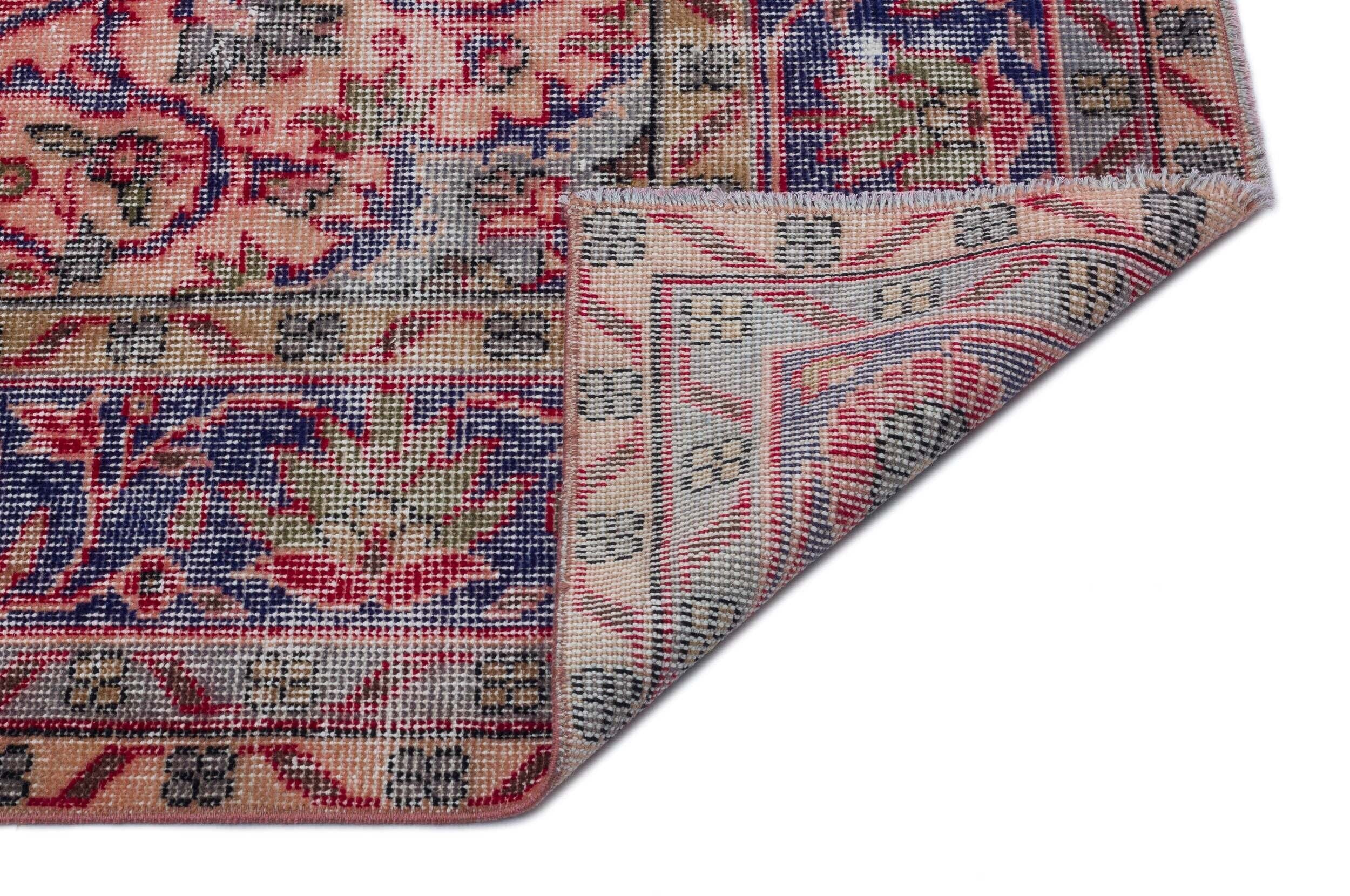 Sleasien - Vintage Medallion Rug - 5'11 X 9'11
